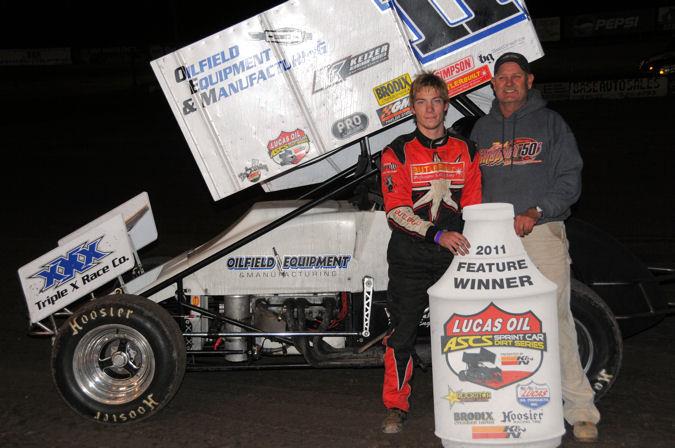 Glenpool, Oklahoma's Matt Covington captured his first Lucas Oil ASCS presented by K&N Filters National win of the year by wiring the field in Saturday night's 30-lap feature at Las Cruces' Southern New Mexico Speedway. (Lonnie Wheatley photo)