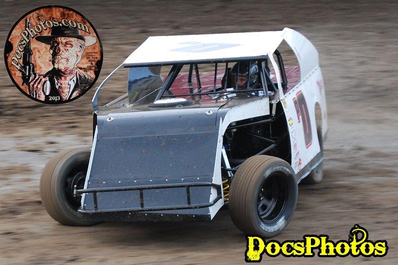 Great Racing At Willamette Speedway For Topless Showdown