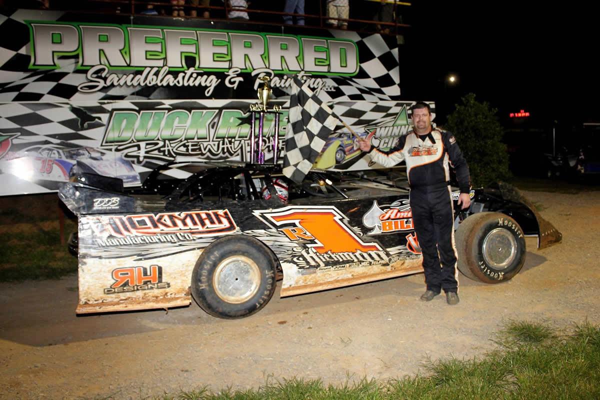 Riley Hickman Wins at Duck River Raceway Park