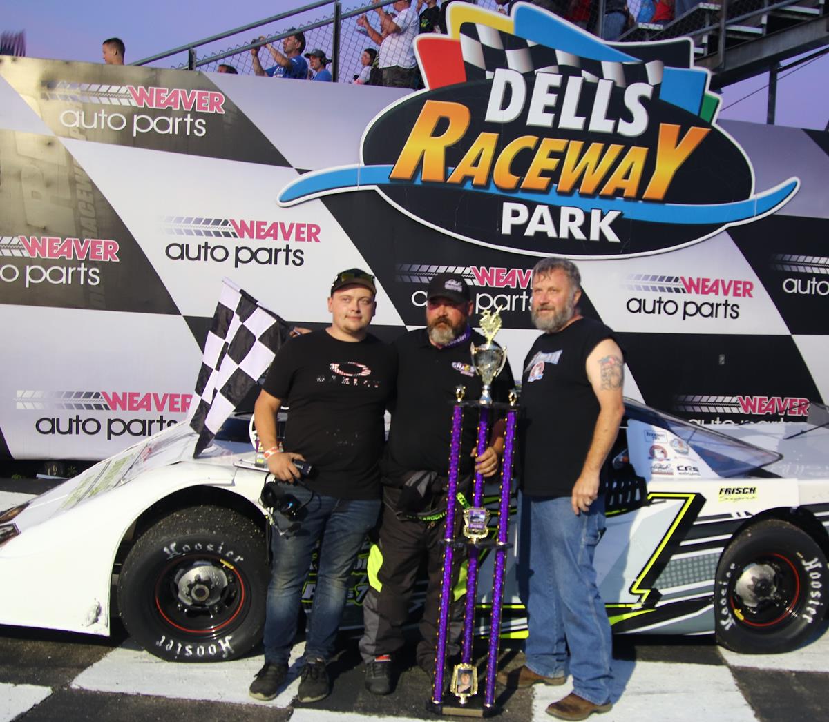 Tim Sargent Captures 602 Late Models on Trickle Night