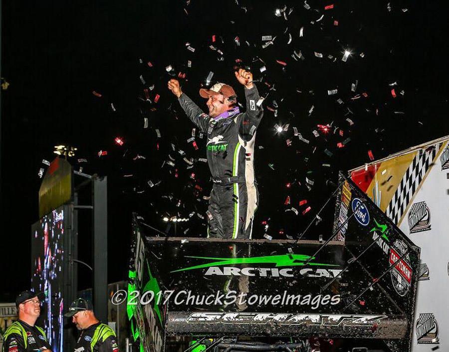 Schatz goes wire-to-wire at Knoxville