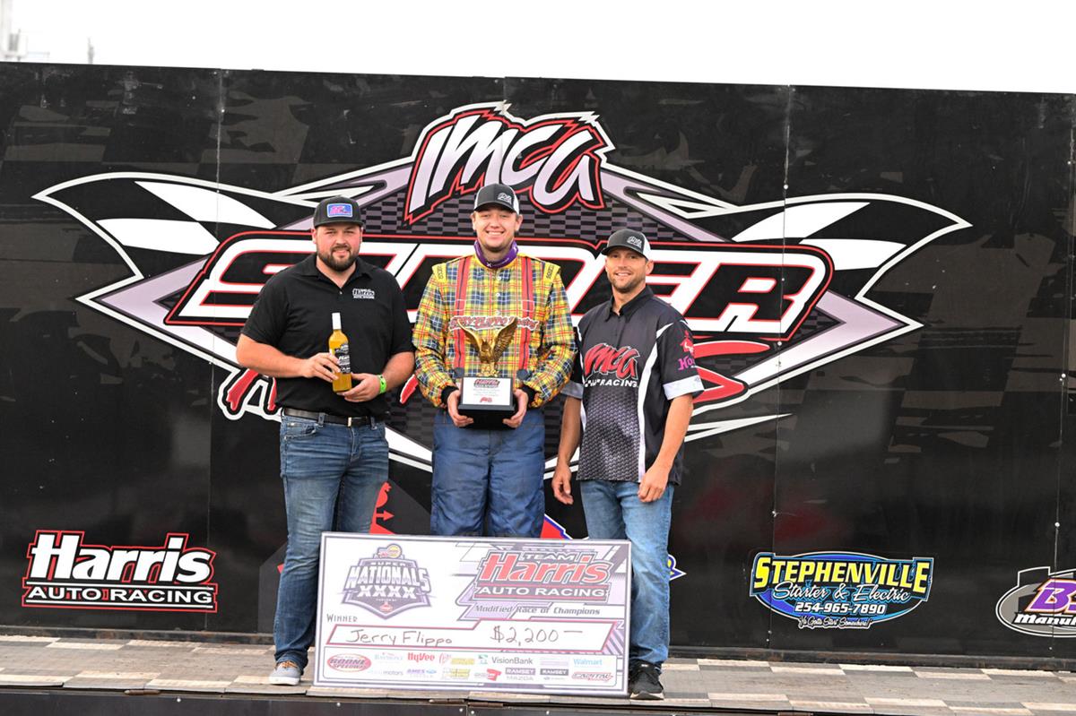 Flippo continues California success at Boone with win in Harris Auto Racing Modified RoC