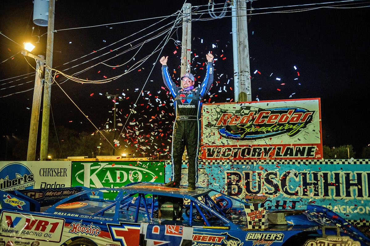 Sheppard holds off Dillard in WOO Late Models