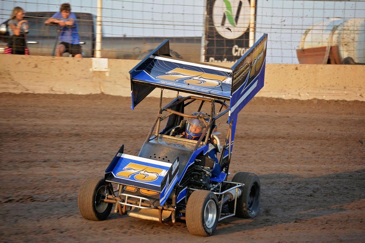 NOW600 Banner Flys at Airport Raceway in 2022!