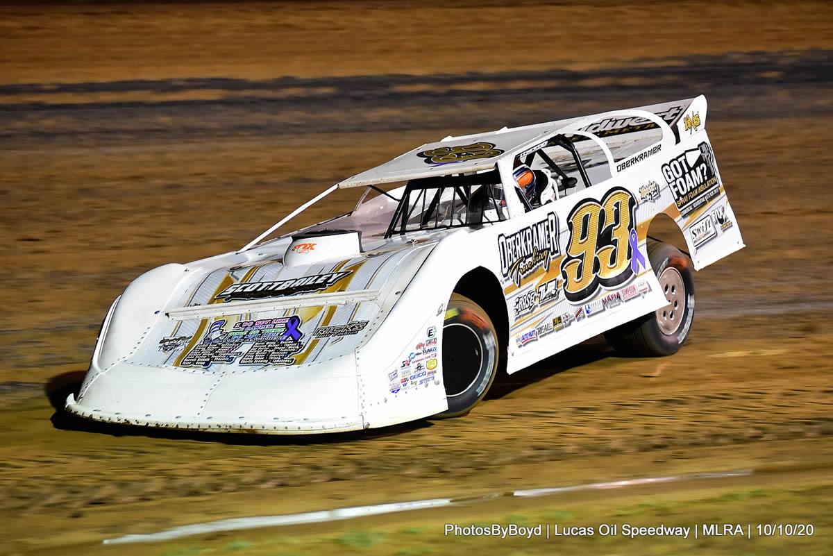 Podium finish in Fall Nationals opener at Lucas Oil Speedway
