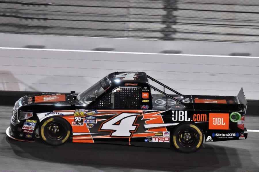Bell Walks Away from Eventful Daytona Debut with 16th-Place Finish