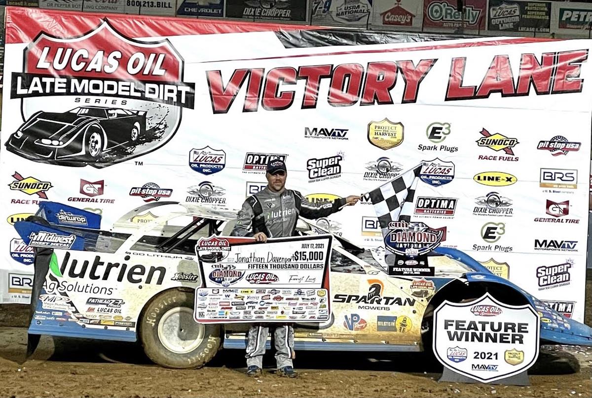 Red-hot Davenport shines to grab CMH Diamond Nationals triumph at Lucas Oil Speedway