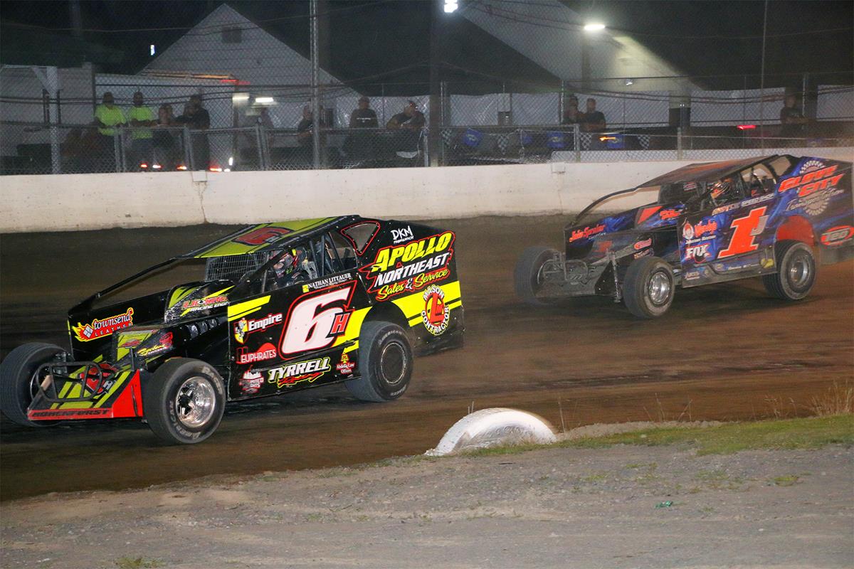 WARNER WINS FIFTH OF THE SEASON AT FONDA WITH A PASS IN THE FINAL TURN ON THE FINAL LAP