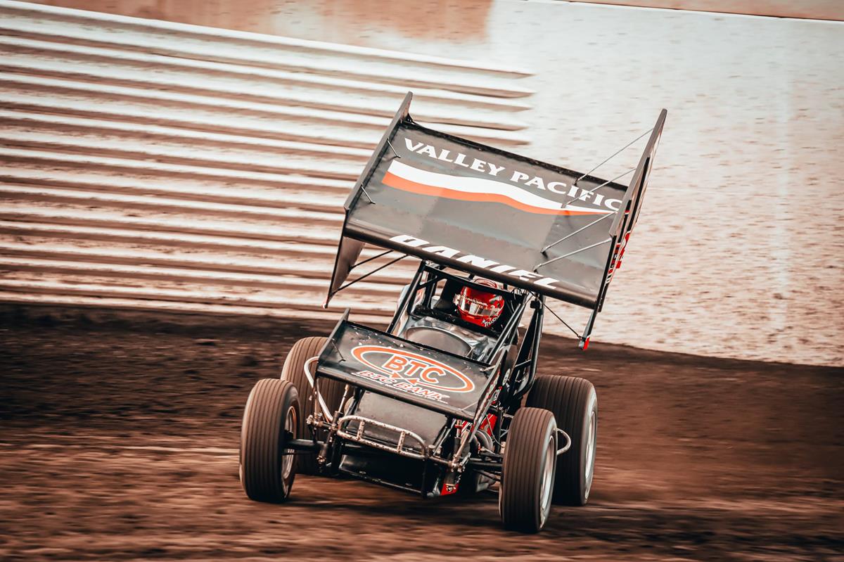 Daniel Records Best Qualifying Result and Second-Best Feature Finish of Season