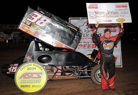 Wayne in Victory Lane at Cottage Grove (Lonnie Wheatley - ASCS Photo)
