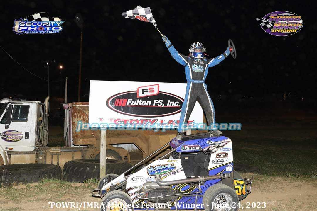Mark McMahill Maneuvers POWRi Illinois Midget Racing Association Spoon River Win