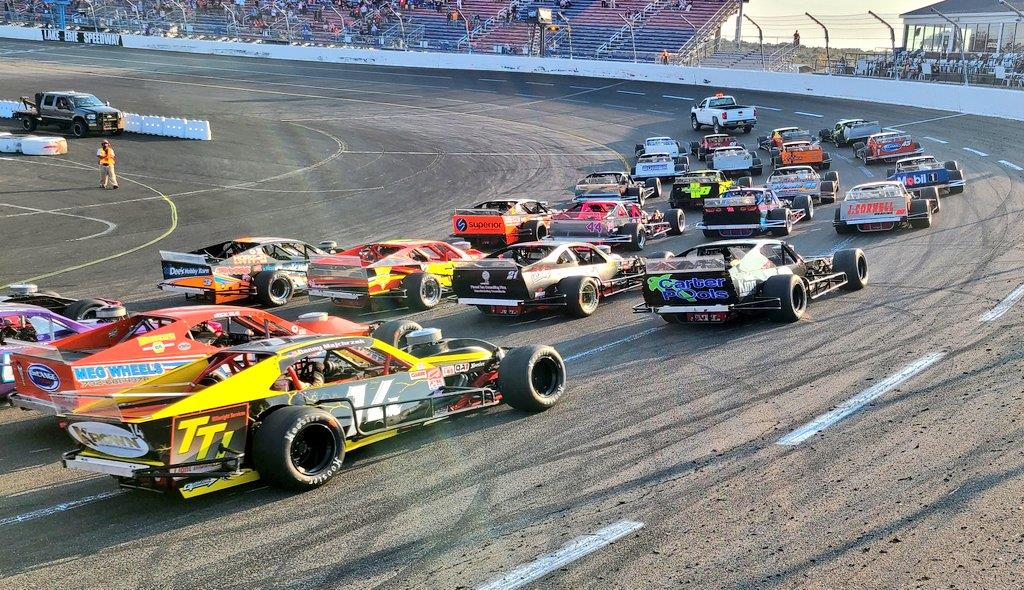 ERIE COUNTY PENNSYLVANIA HOTEL PROPERTIES STEP UP WITH AFFORDABLE OPTIONS FOR RACE OF CHAMPIONS WEEKEND AT LAKE ERIE SPEEDWAY SEPTEMBER 24 – 26, 2021