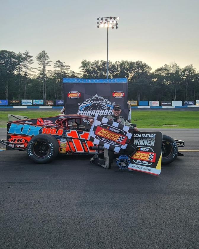 Leary Tops Mods, Supers Hit Eleven Second Laps at Monadnock
