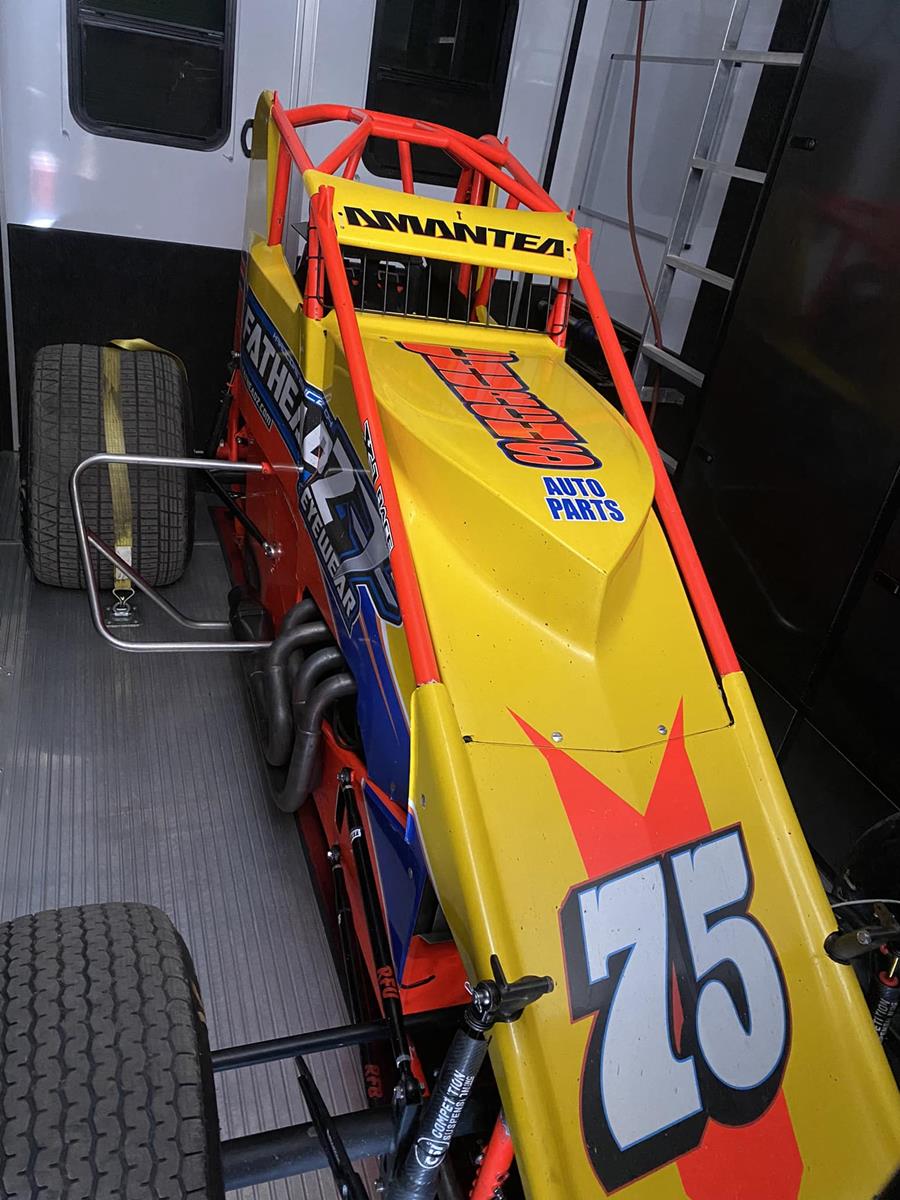 Amantea Battles for USAC East Coast Sprint Cars Podium Early at Winchester Speedway