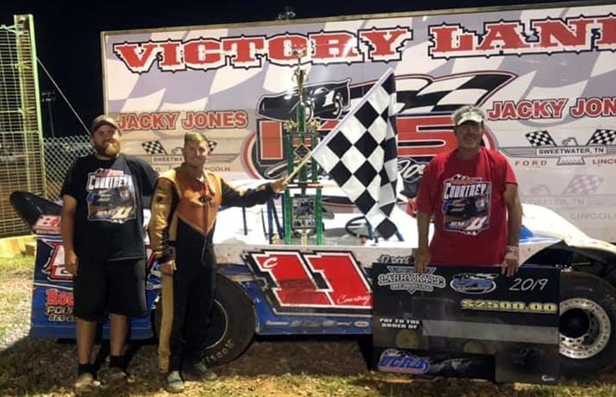 Larry Kyle Memorial Winner's Cash Goes to Michael Courtney