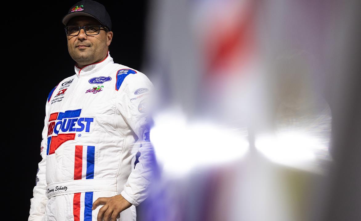 A Legend’s Path to History at the Knoxville Nationals