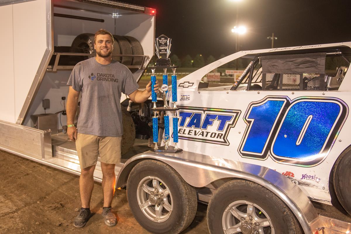 ARNESON PULLS AWAY FOR FEATURE WIN