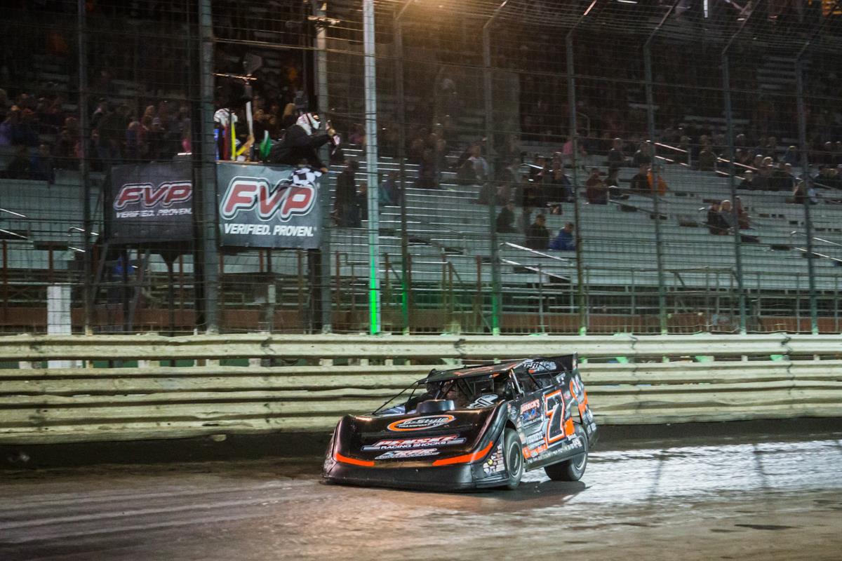 Weiss Powers to Knoxville Triumph
