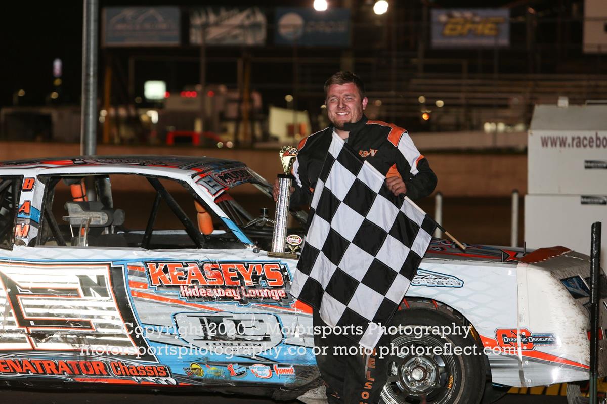 Nelson goes back-to-back in Hobby Stocks, Sauerman, Schmidt, Sachau, and Huggins also have a winning night