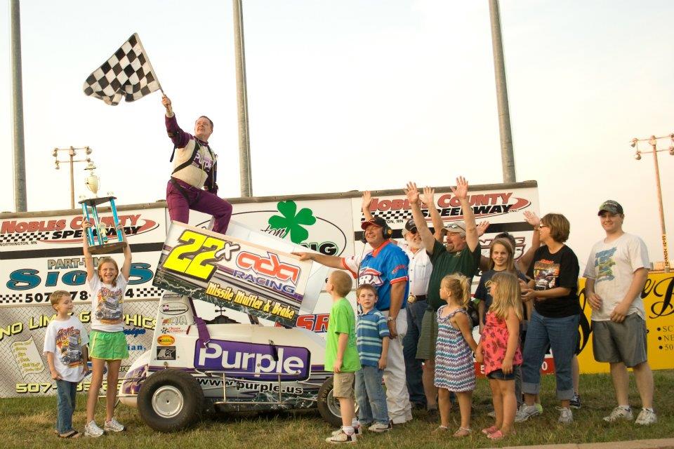 Greg Gunderson Runs Flawless Night!