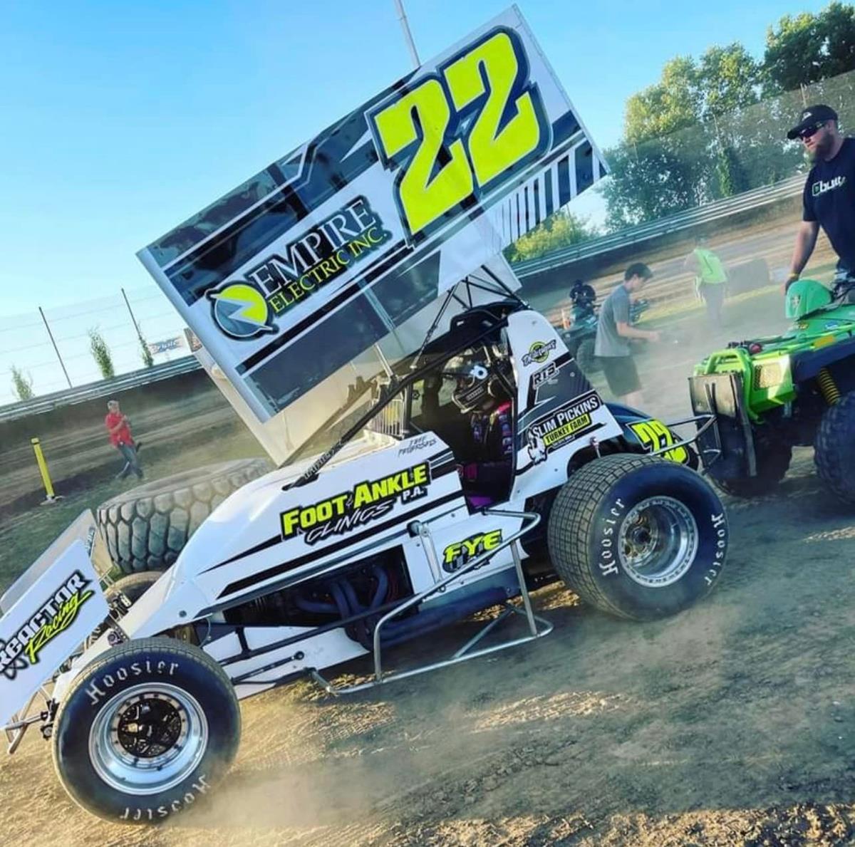 Glenz races to runner-up finish in Sprint Car at Eagle Valley
