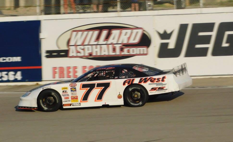 Brown holds back Swearengin In Lebanon I-44 NASCAR Pro Late Model feature