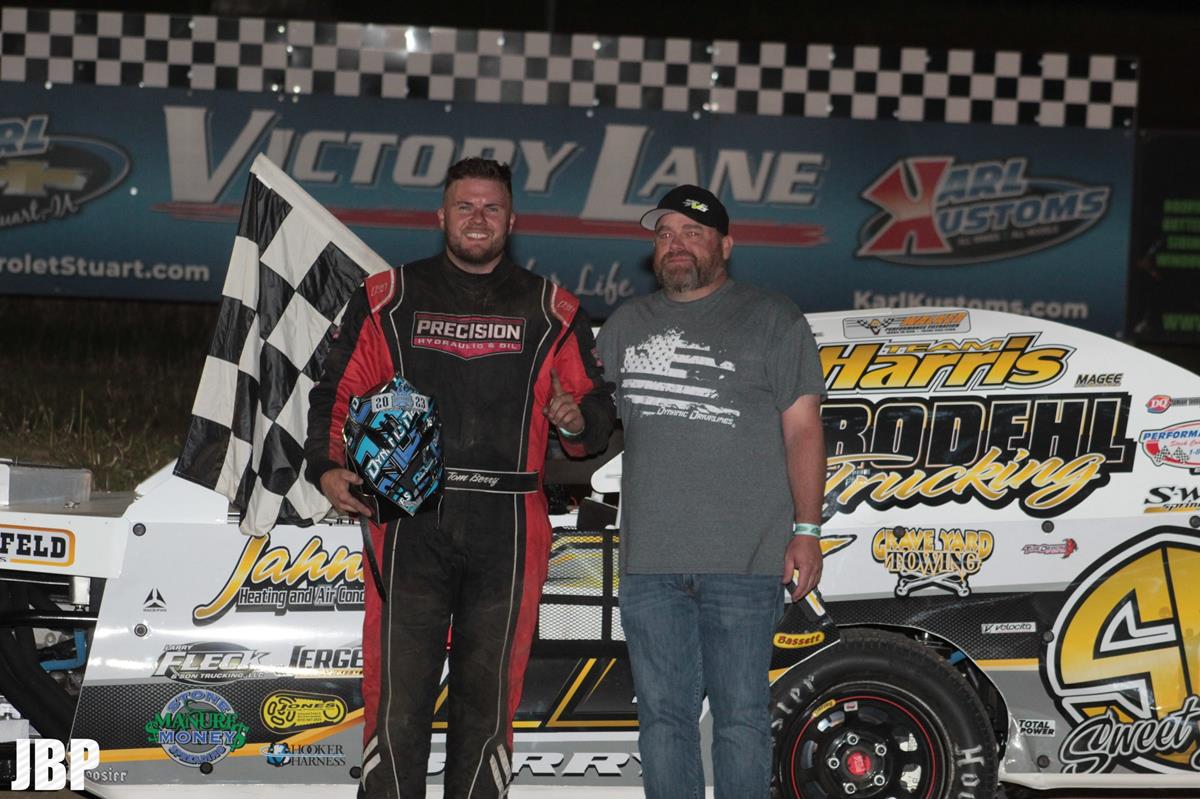 Murty On Top to Start Season 62 at SIS