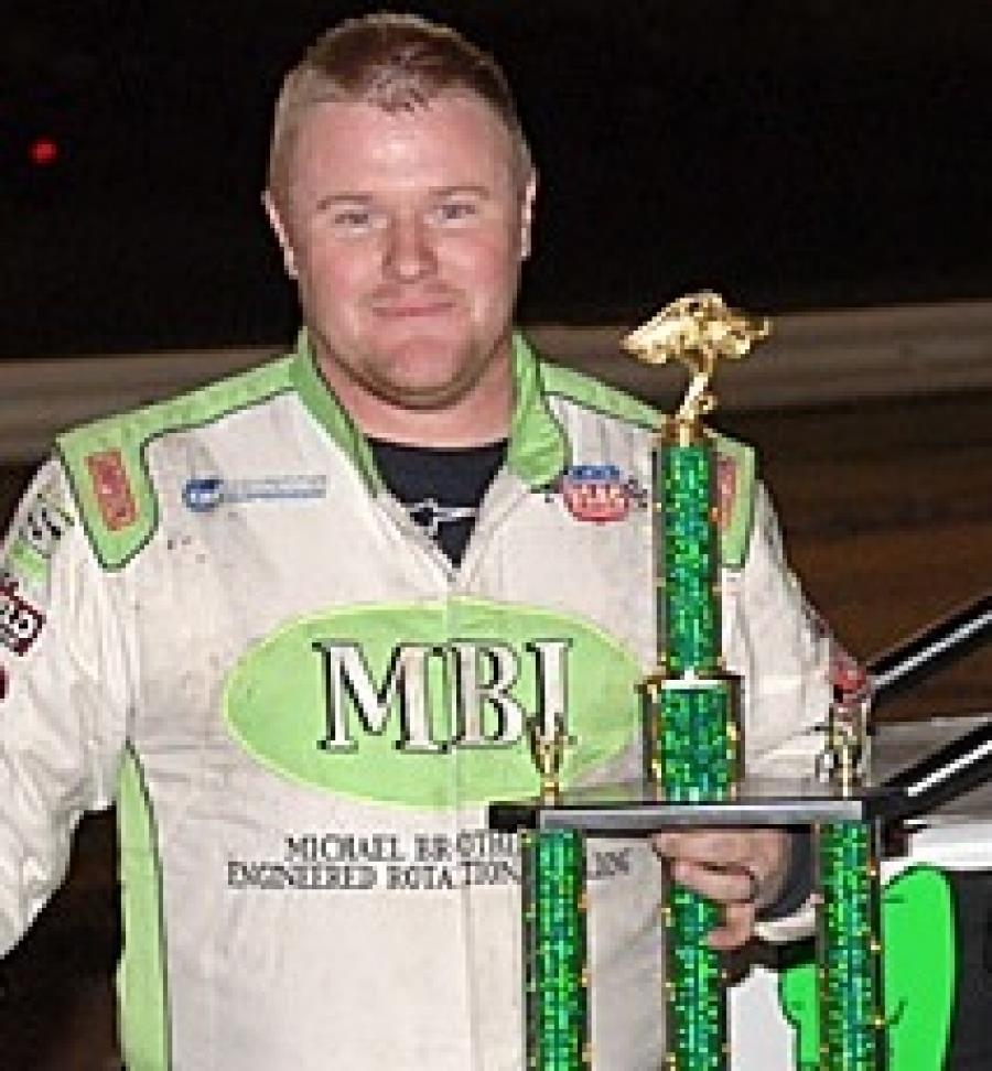 JOHNSON WRAPS UP SOUTHWEST SPRINT TITLE