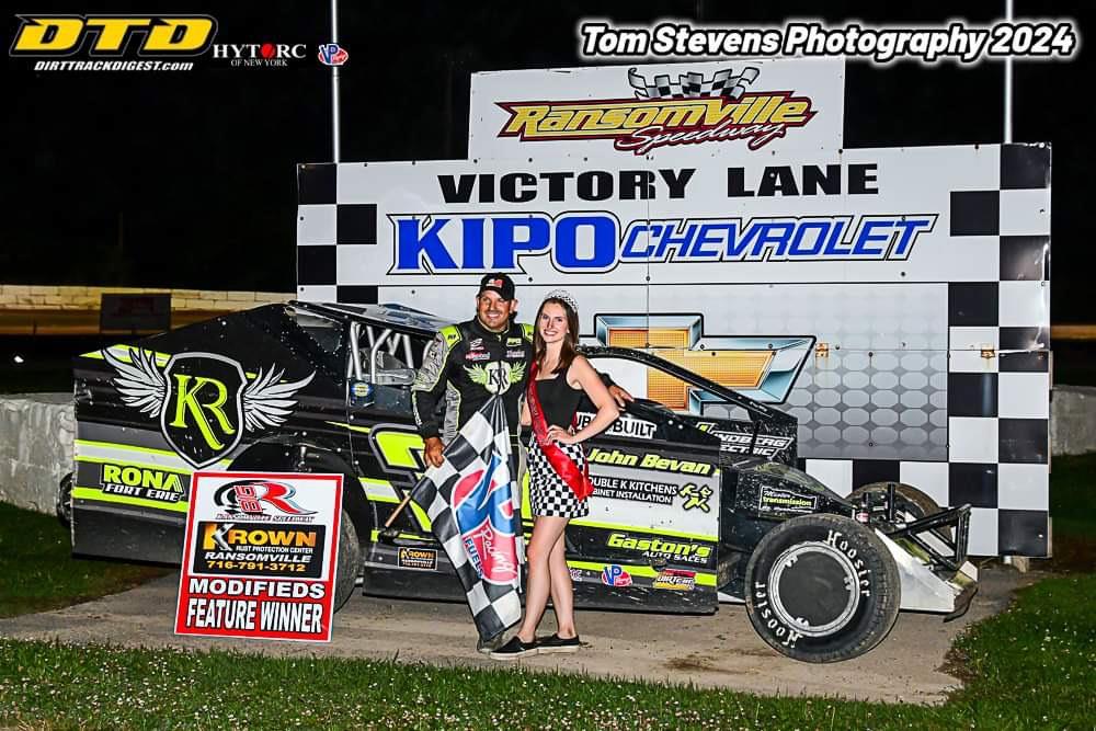 Lindberg, McPherson, Welch, Pendykoski, and Susice Bring Home Ransomville Checkered Flags