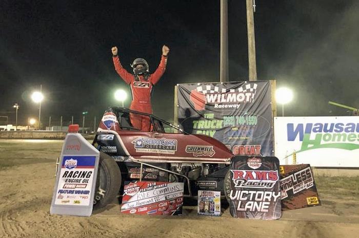 Kyle Cummins dominates WAR Wildcard debut at Wilmot