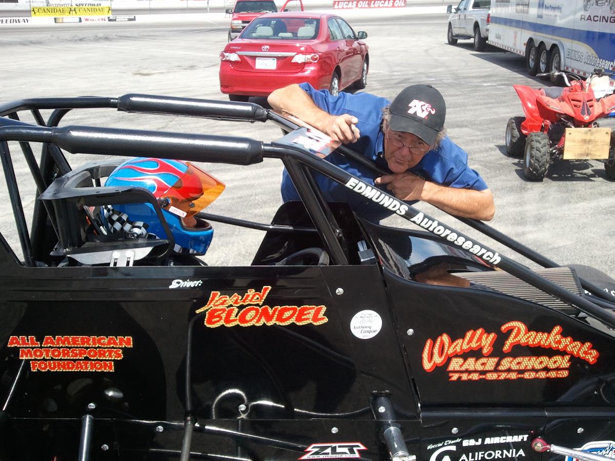 Michael drives Ford Focus Midget
