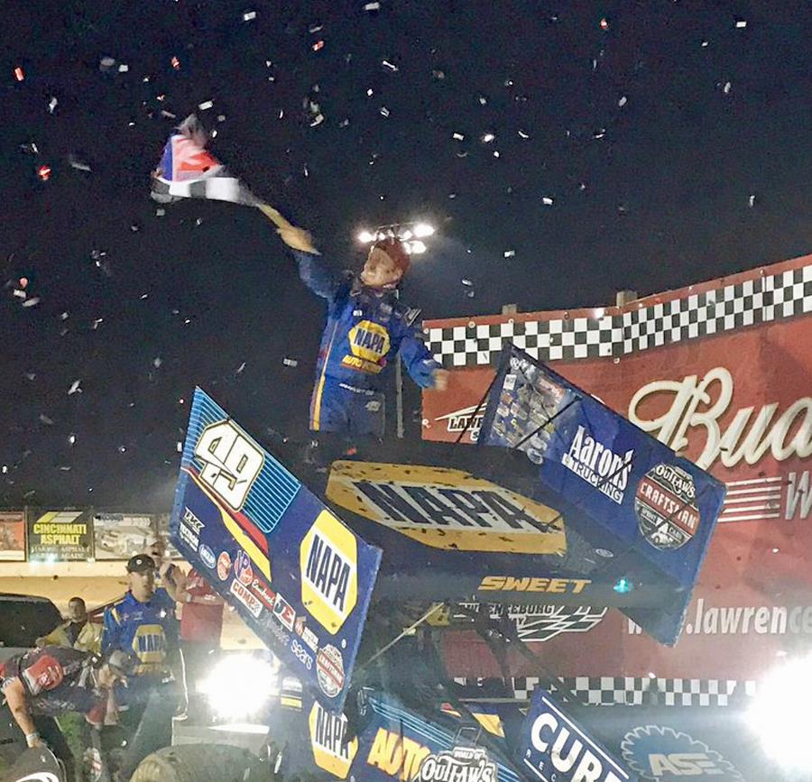 Sweet takes Outlaws thriller at Lawrenceburg