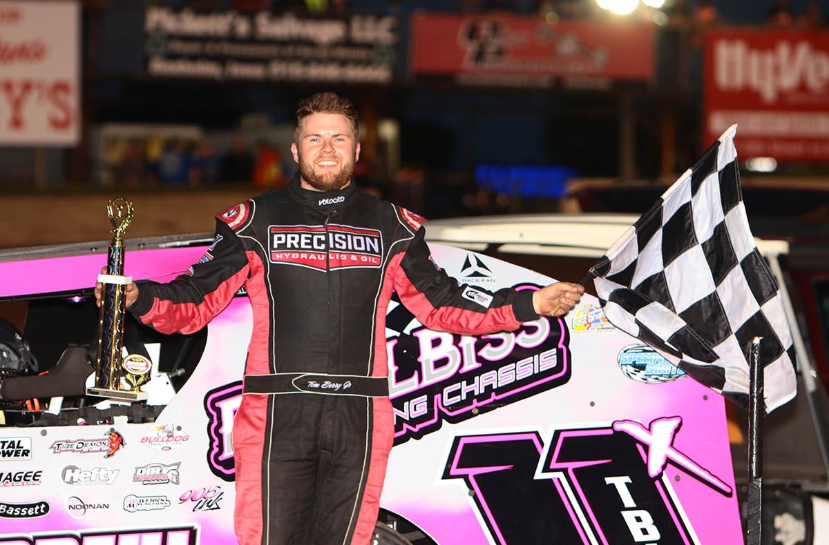 Berry, Stanton, and Davis take first wins of the year, Smith, Mallicoat, and Yaw repeat