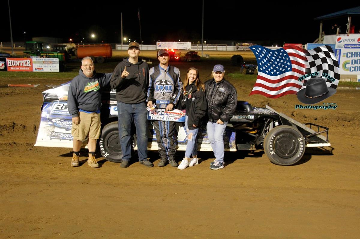 Independence Motor Speedway (Independence, IA) – May 8th, 2023. (Black Hat Photography)
