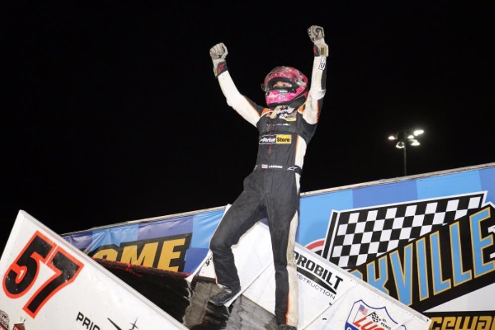 Kyle Larson Races to Brandt Professional Agriculture Night #1 of the 57th Annual 5-hour ENERGY Knoxville Nationals presented by Casey’s General Stores