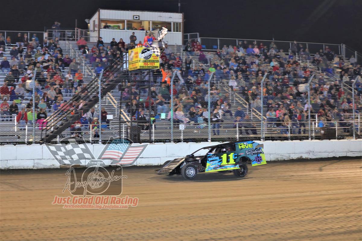 Klinkner, Blocher, and Davis snag weekly racing series wins