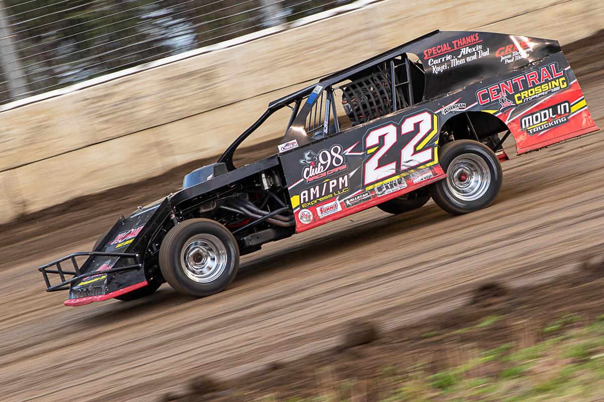 Tyler Davis & Brian McGowen each record second wins of year last Friday night.