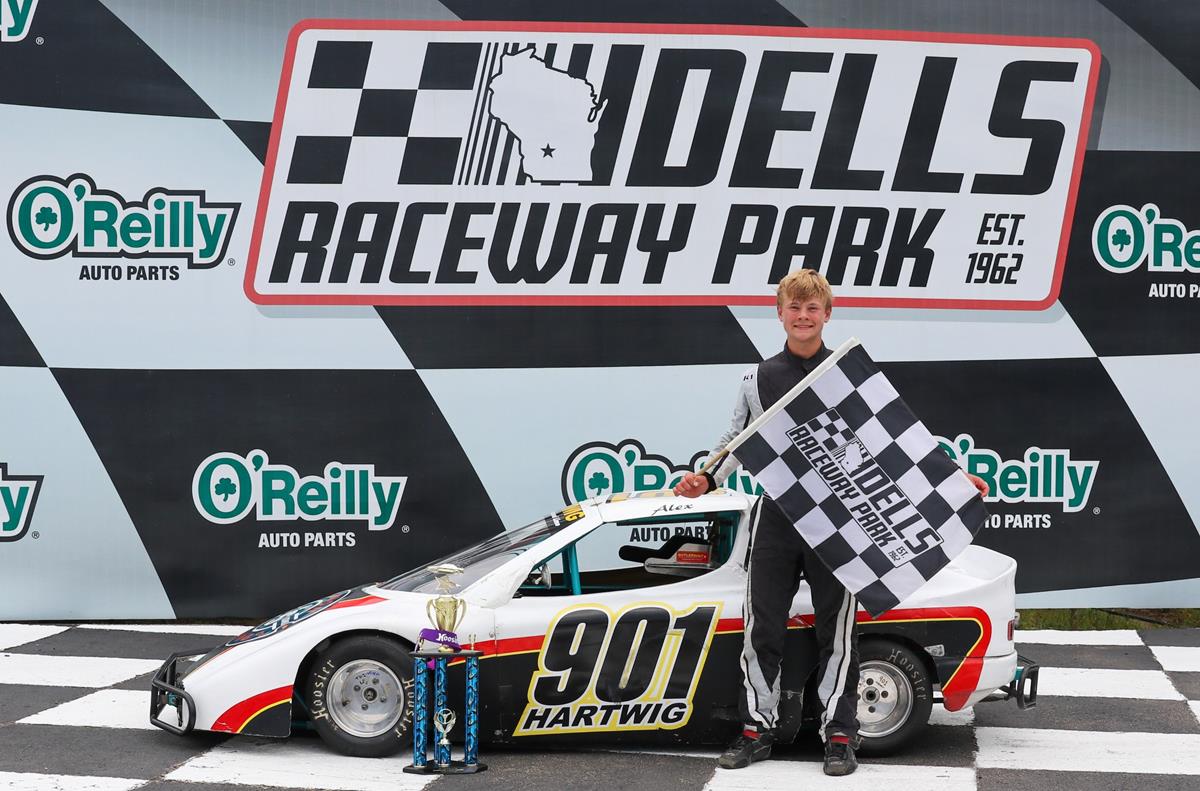 HARTWIG SWEEPS INEX BANDOLEROS AT DRP