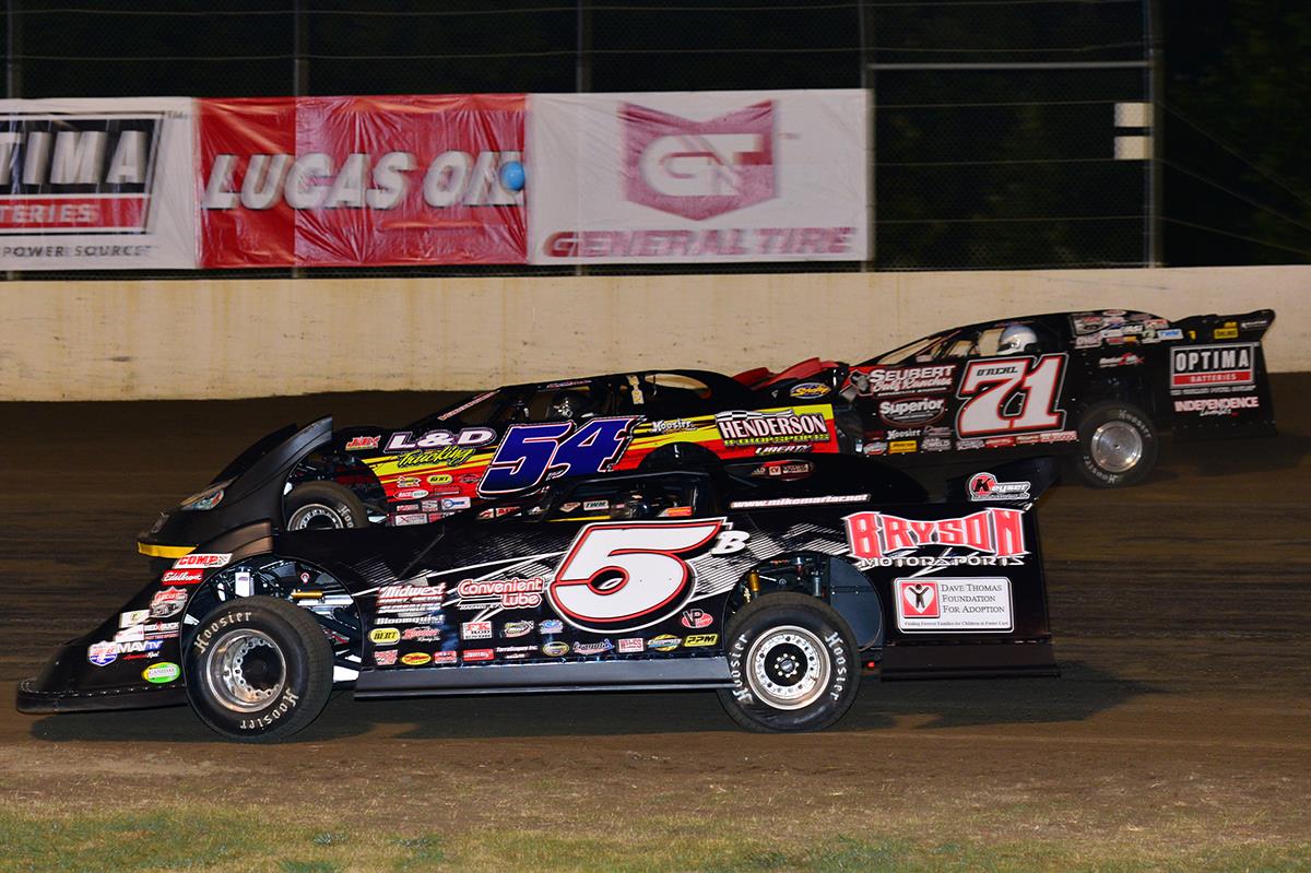 Breazeale and O’Neal on Front Row for Saturday Nights Clash at the Mag