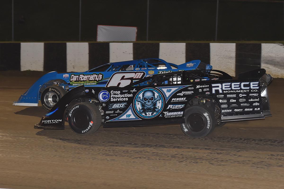 Wallace and Bloomquist on Bad Boy 98 Front Row