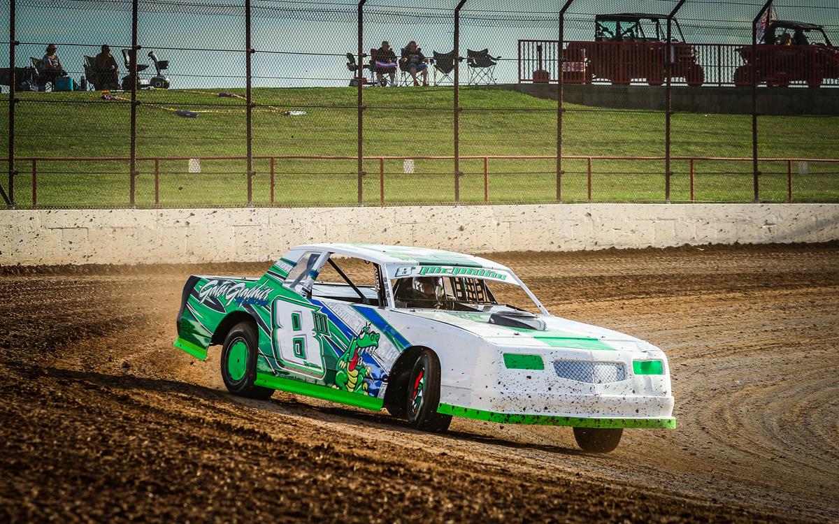 Lucas Oil Speedway Spotlight: USRA Stock Cars a winning fit as McMillin returns to the track