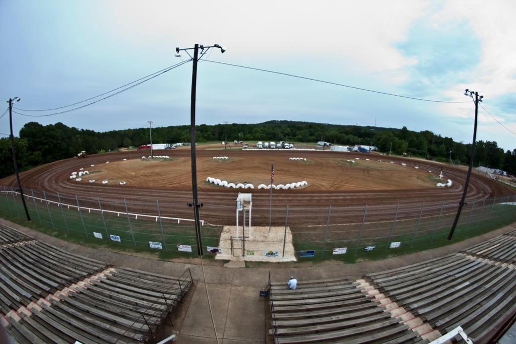 Gloomy Weather Outlook Postpones Short Track Nationals to October 21-23