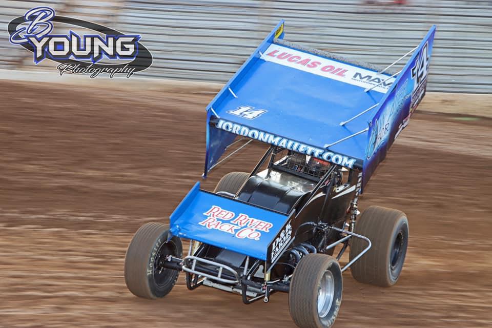 Mallett Perseveres for Top 10 During Hockett/McMillin Memorial