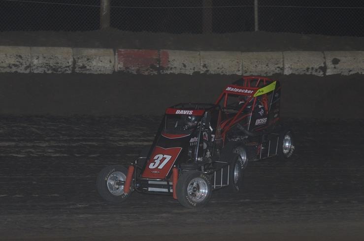Davis Gets D-II Victory at Herb Barlow Memorial