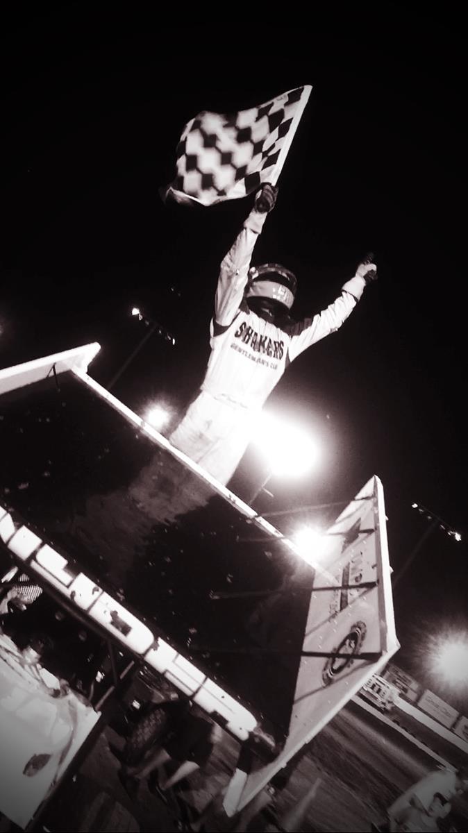 Victory Lane at Eagle Raceway!