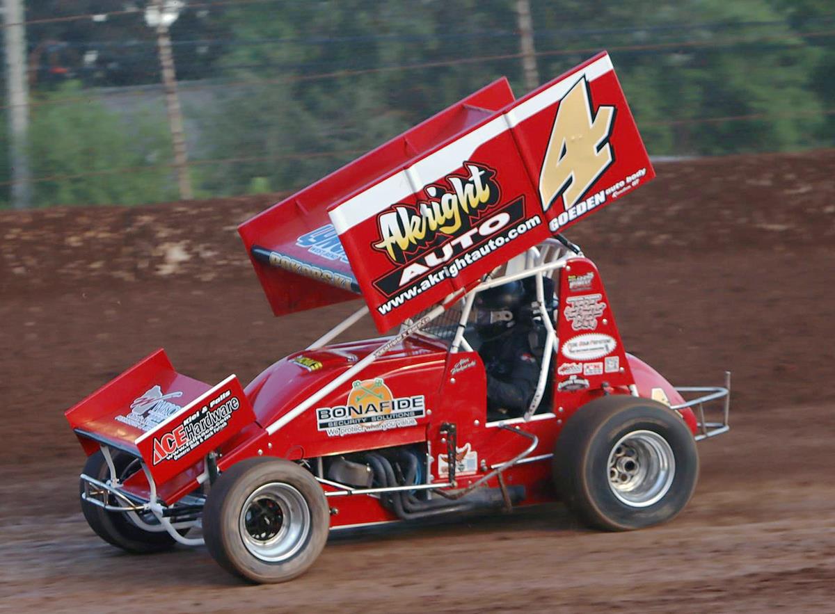 Pokorski makes 410 premiere at Angell Park, Wilmot awaits