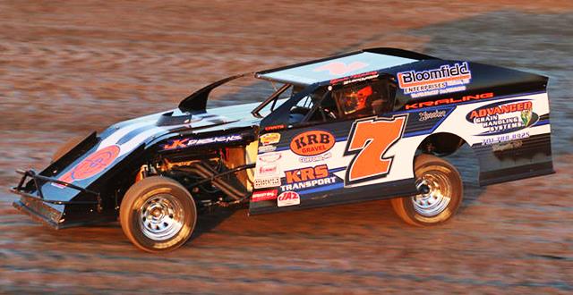 Kraling picks up win at Red River Valley Speedway