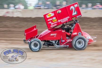 DAGGETT PULLS AWAY FROM FIELD FOR WIN AT HARTFORD