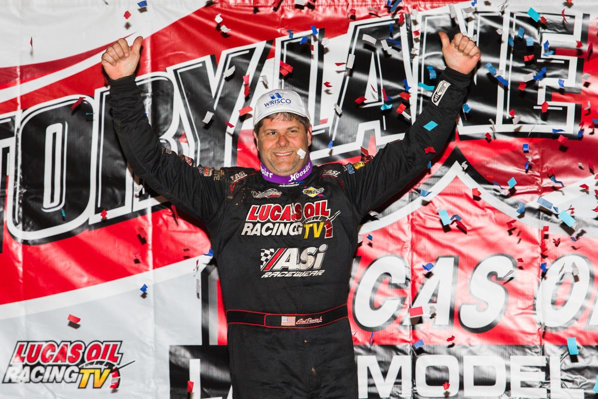 Last Lap Pass Lifts Pearson at Boyd’s
