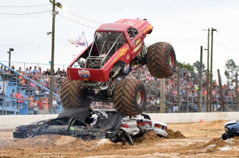 ‘Monster Truck Madness Frequently Asked Questions - Georgetown Speedway